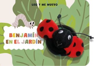 BENJAMIN EN EL JARDIN